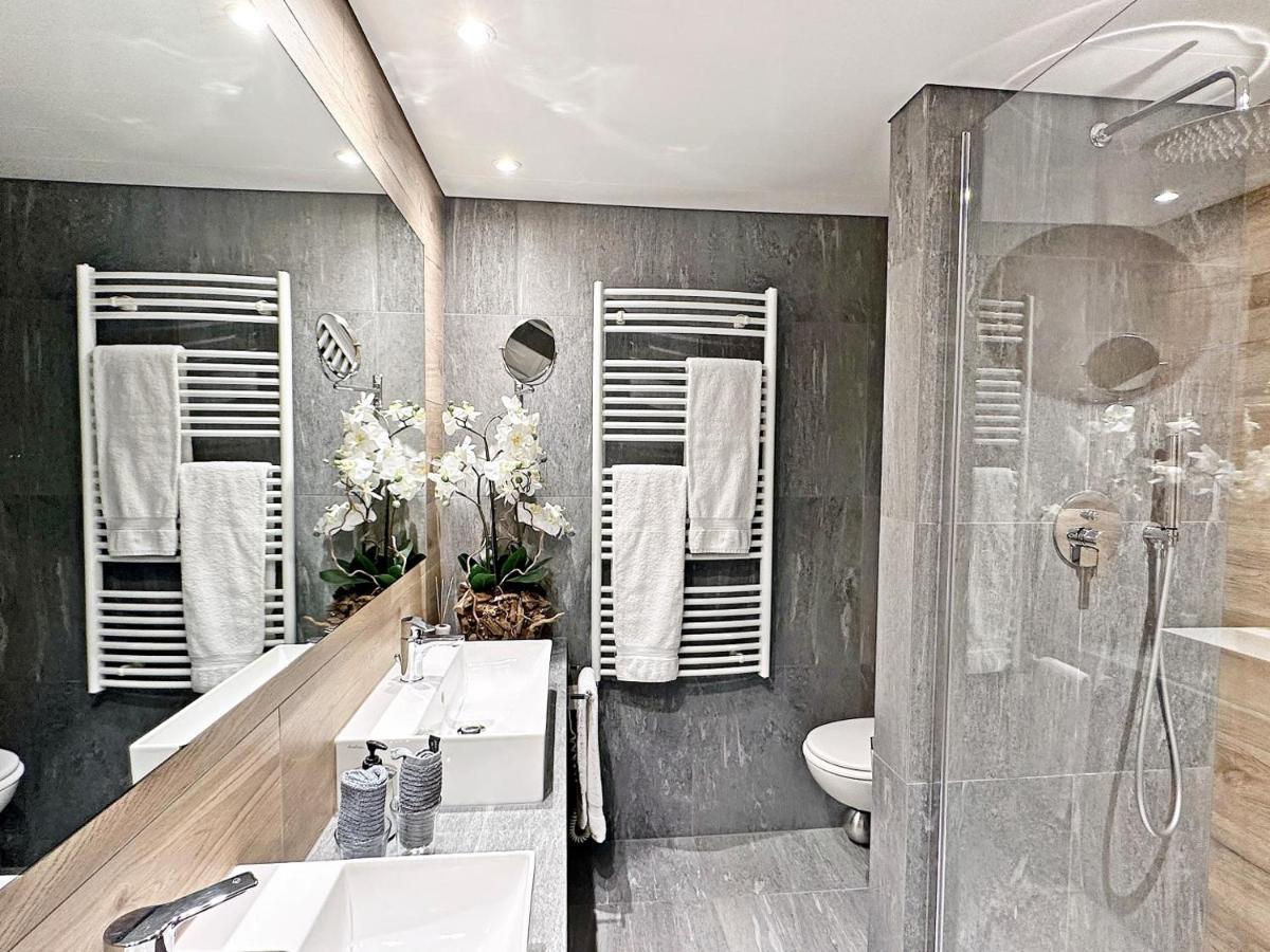 Ferienwohnung 45m2 Alpenschick mit Ausblick - Pool - 2P. - E405 St. Moritz Exterior foto